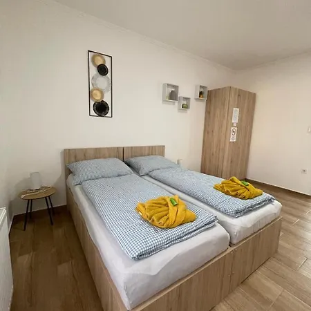 Dora Vendeghaz Apartment Csongrád Exterior photo
