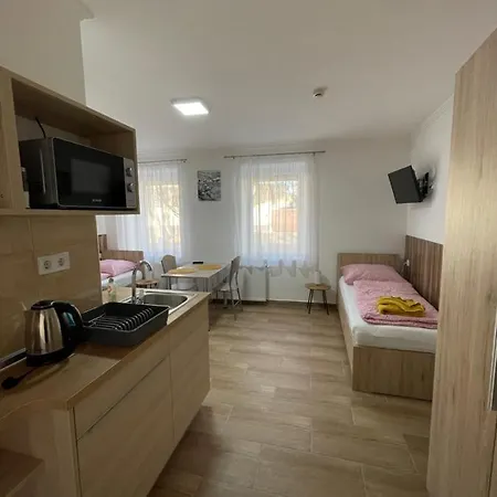 Dora Vendeghaz Apartment Csongrád Exterior photo