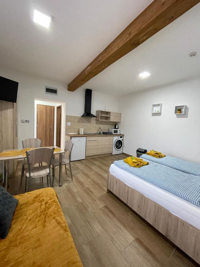 Appartement Dora Vendeghaz *
