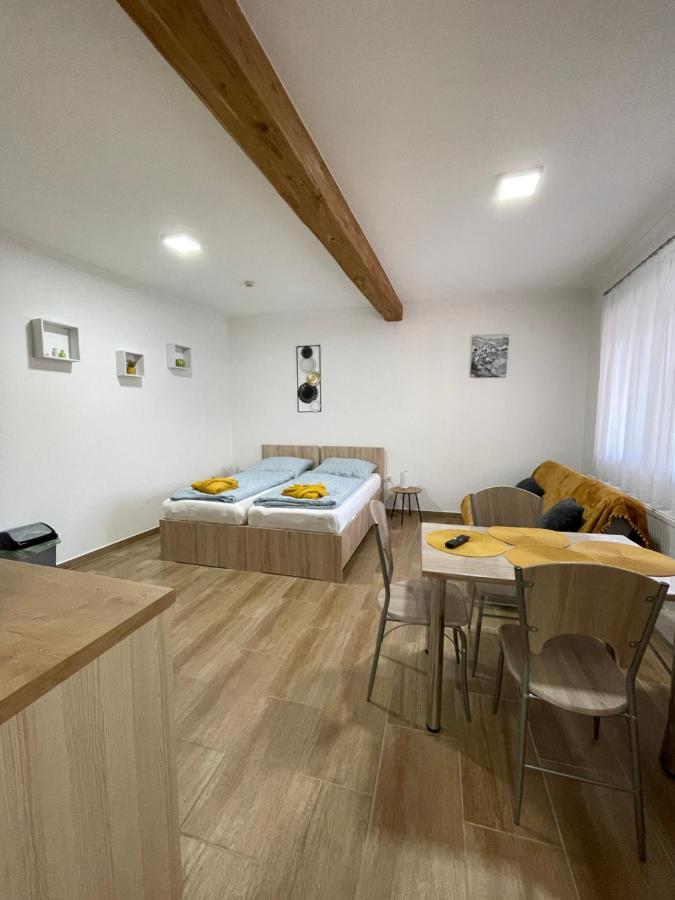 Dora Vendeghaz Appartement